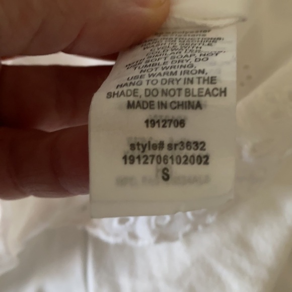 NWT White Eyelet Ruffle Sleeve Cottage Prairie Bodysuit - Small - Picture 7 of 8